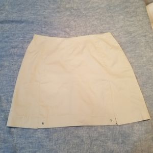 Banana Republic Skirt/Skort/Khaki/ Size 6/ NWT